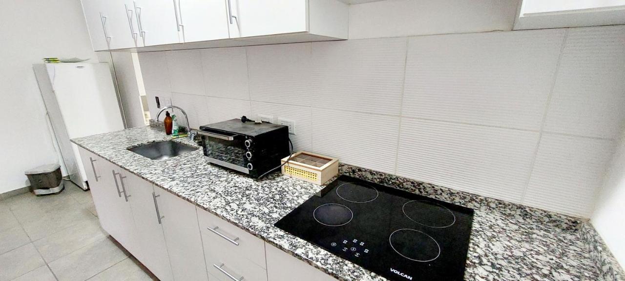 El Cerezo Apartment เมนโดซา ภายนอก รูปภาพ