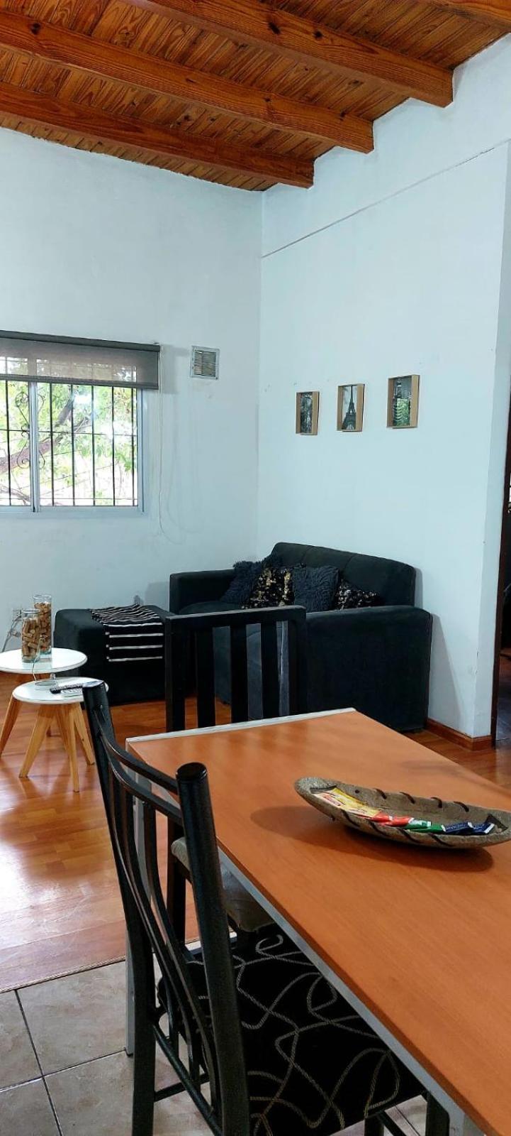 El Cerezo Apartment เมนโดซา ภายนอก รูปภาพ